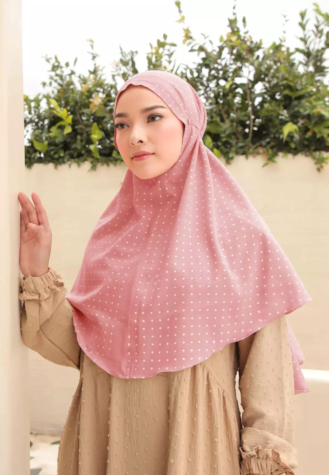 Zelena - Rowena Bergo | Hijab Instan Tali | Kerudung Motif - Pink