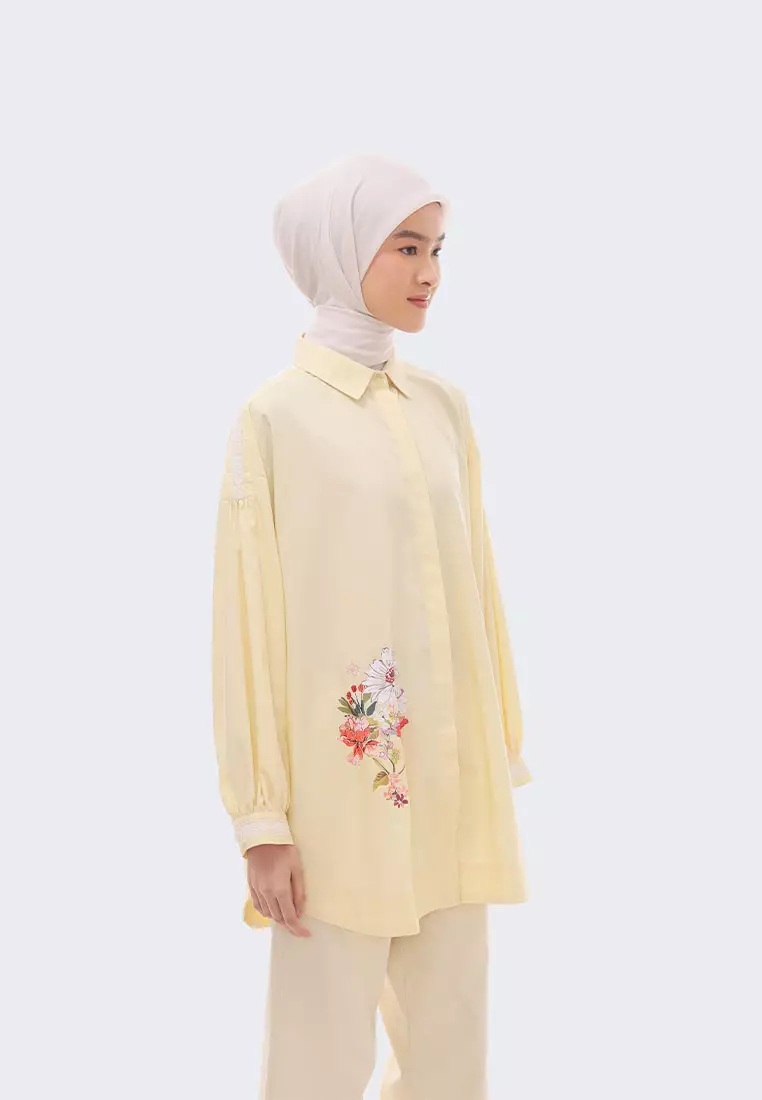 Ria Miranda Soft Yellow Hyde Top