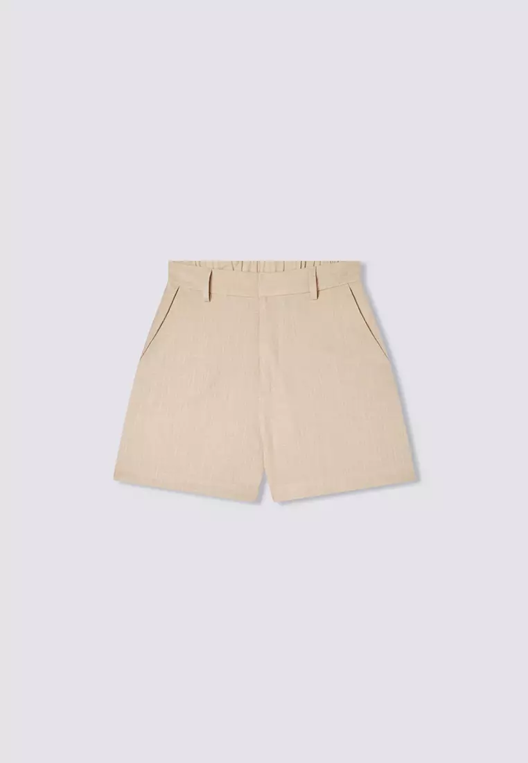 Woman Short Pants