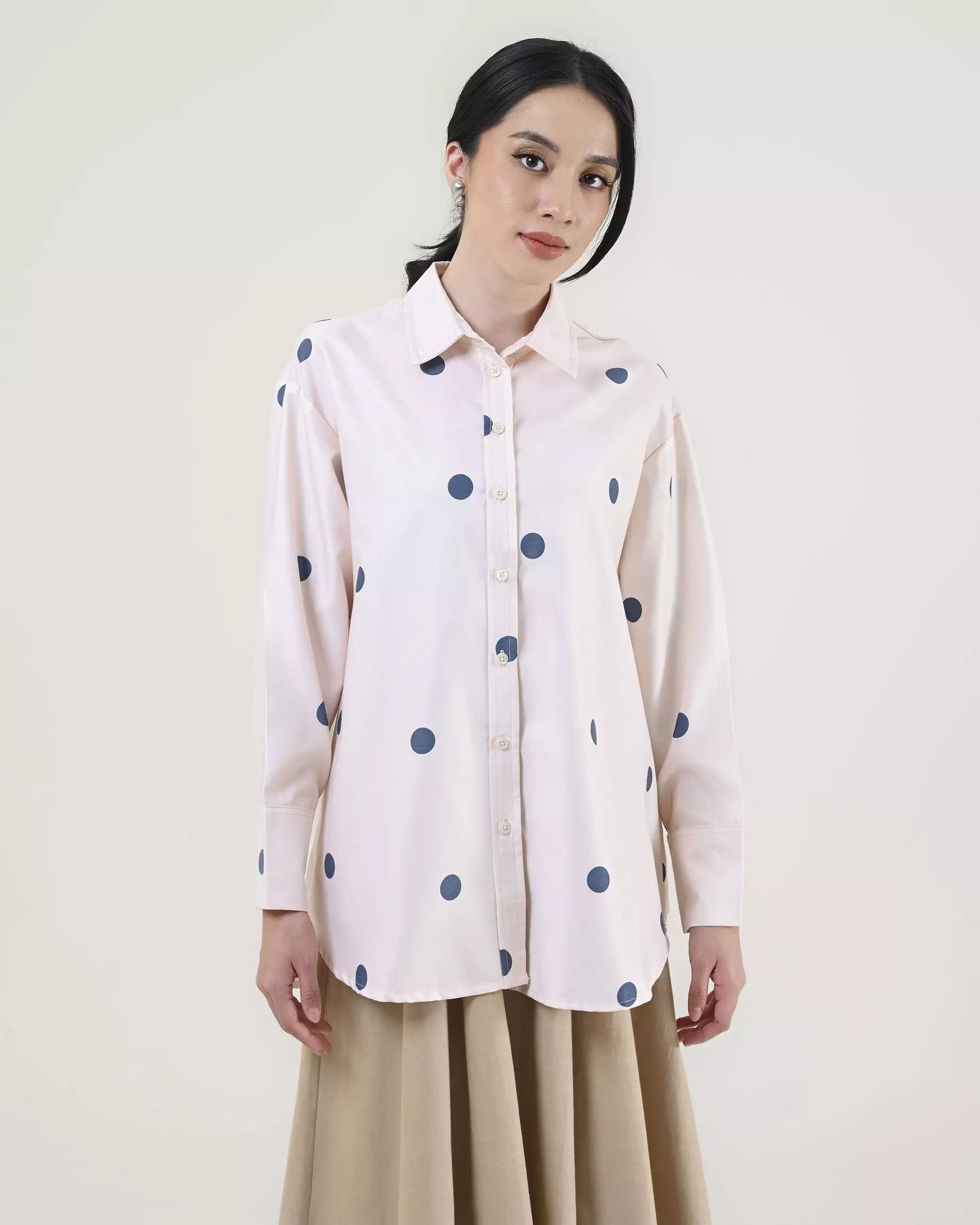 Geulis.id PIPER SHIRT - Polkadotcream