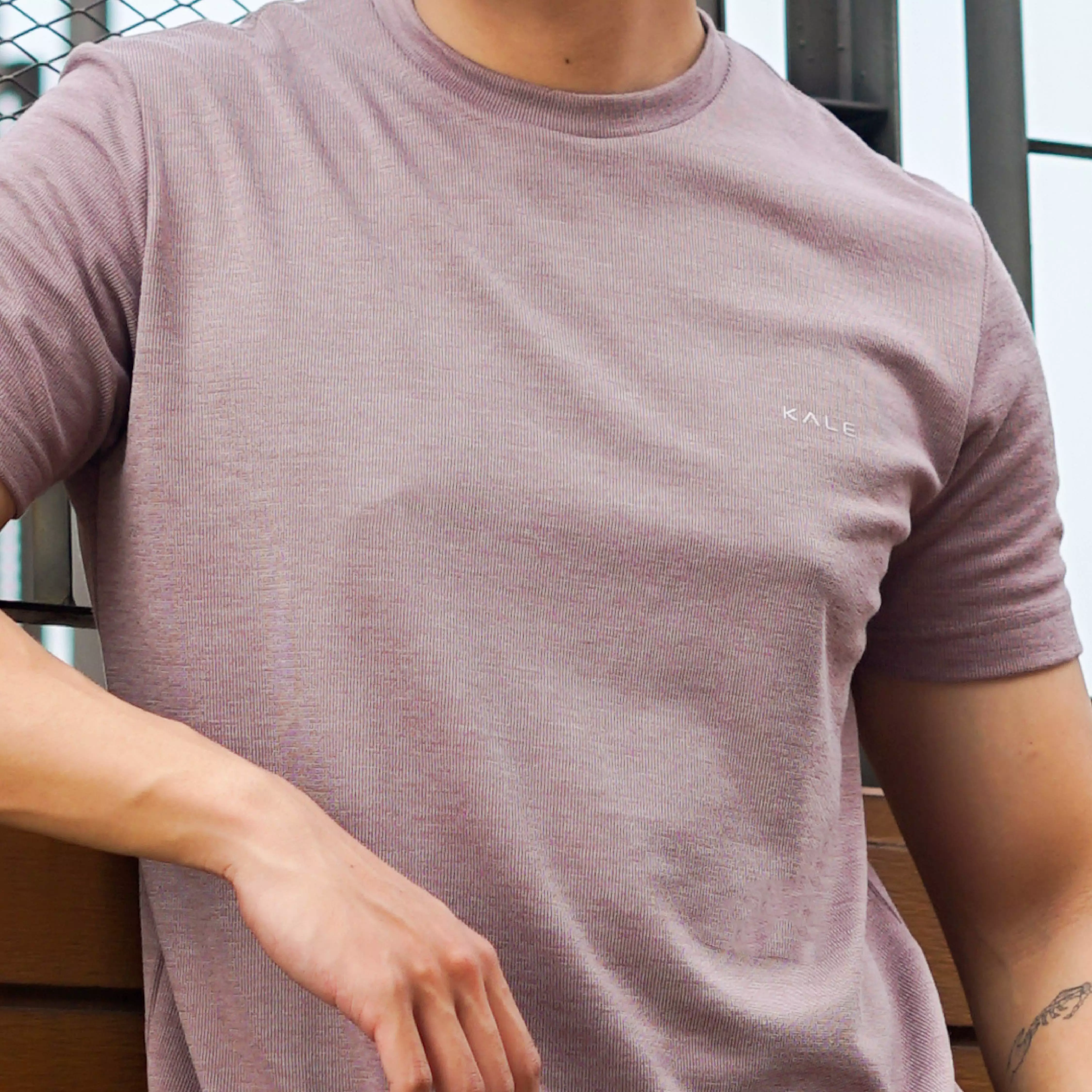 Kale Jovan Purple / Kaos Pria Basic Polos Lengan Pendek