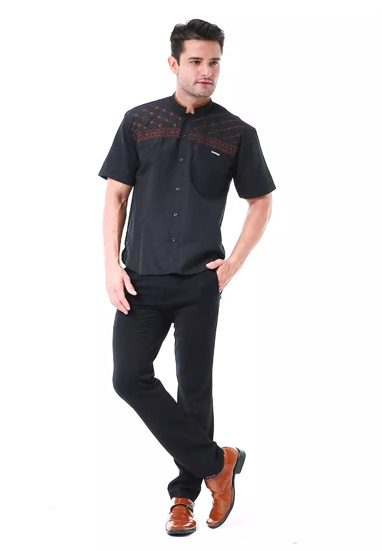 Leopold Kemeja Koko Pria Lengan Pendek Motif Bordir Material Cotton ORIGINAL - Black