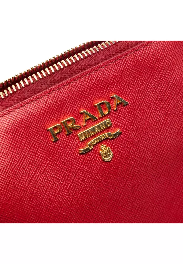Buy Prada Pre-Loved Prada Saffiano Shoulder Bag 2026 Online | ZALORA