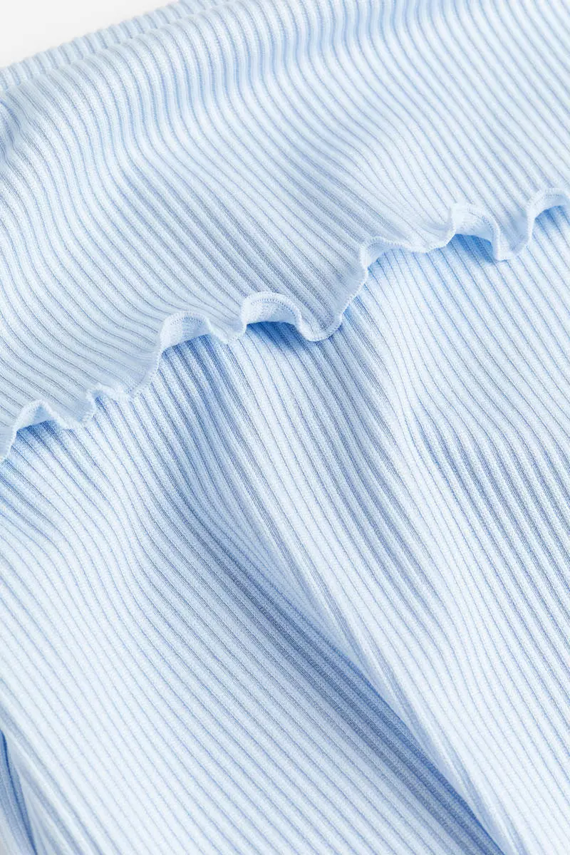 Ribbed off-the-shoulder top