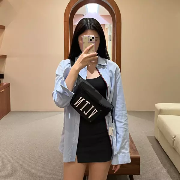 Tas VALENTINO VLTN TEXT WHITE BLACK WAIST BAG 100% ORIGINAL