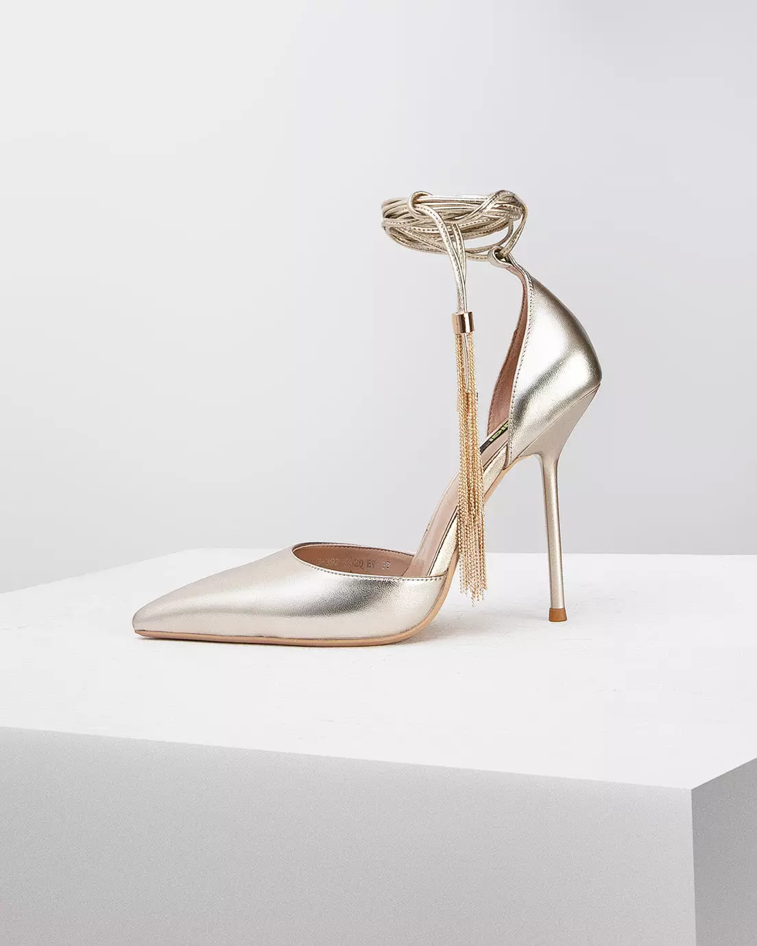 Pumps/Heels