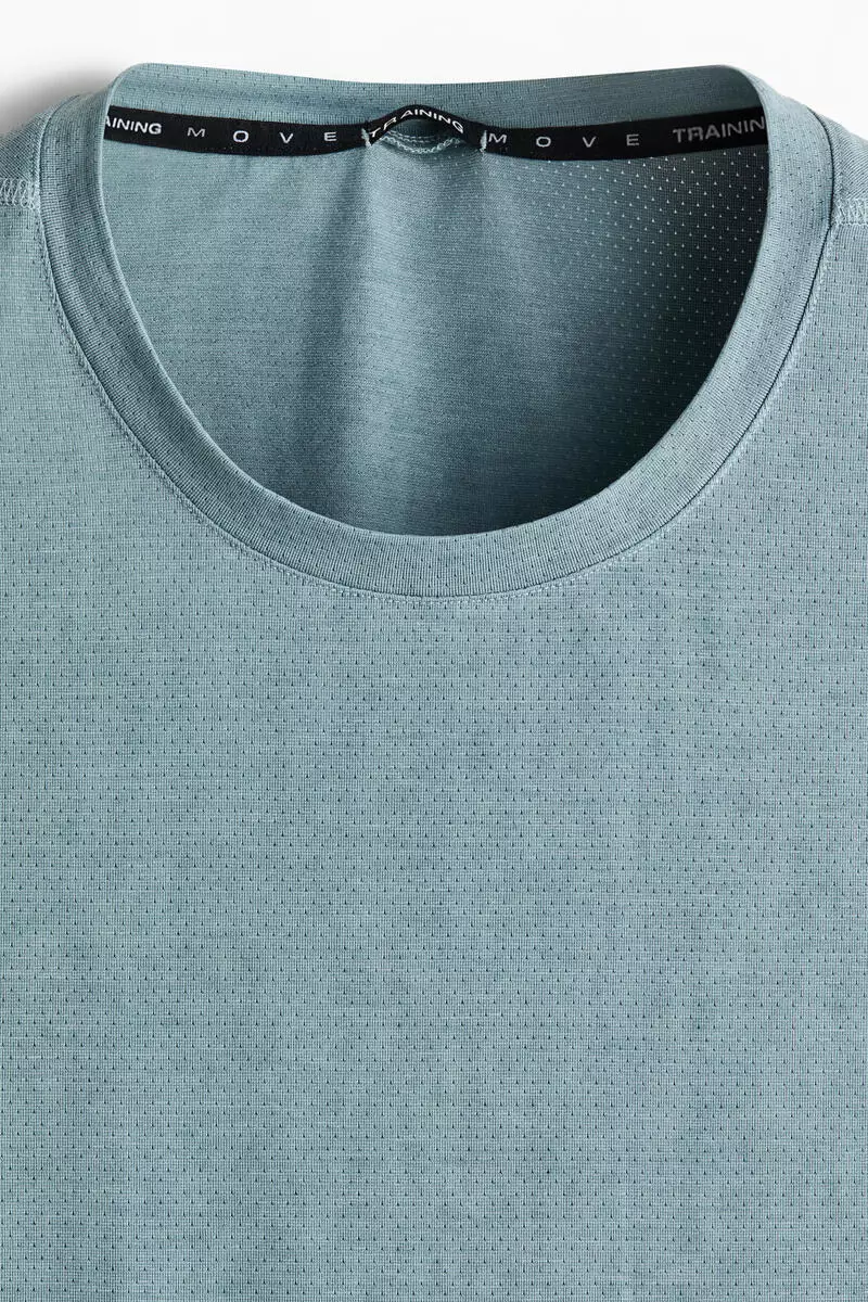 Regular Fit Sports vest top with DryMove™