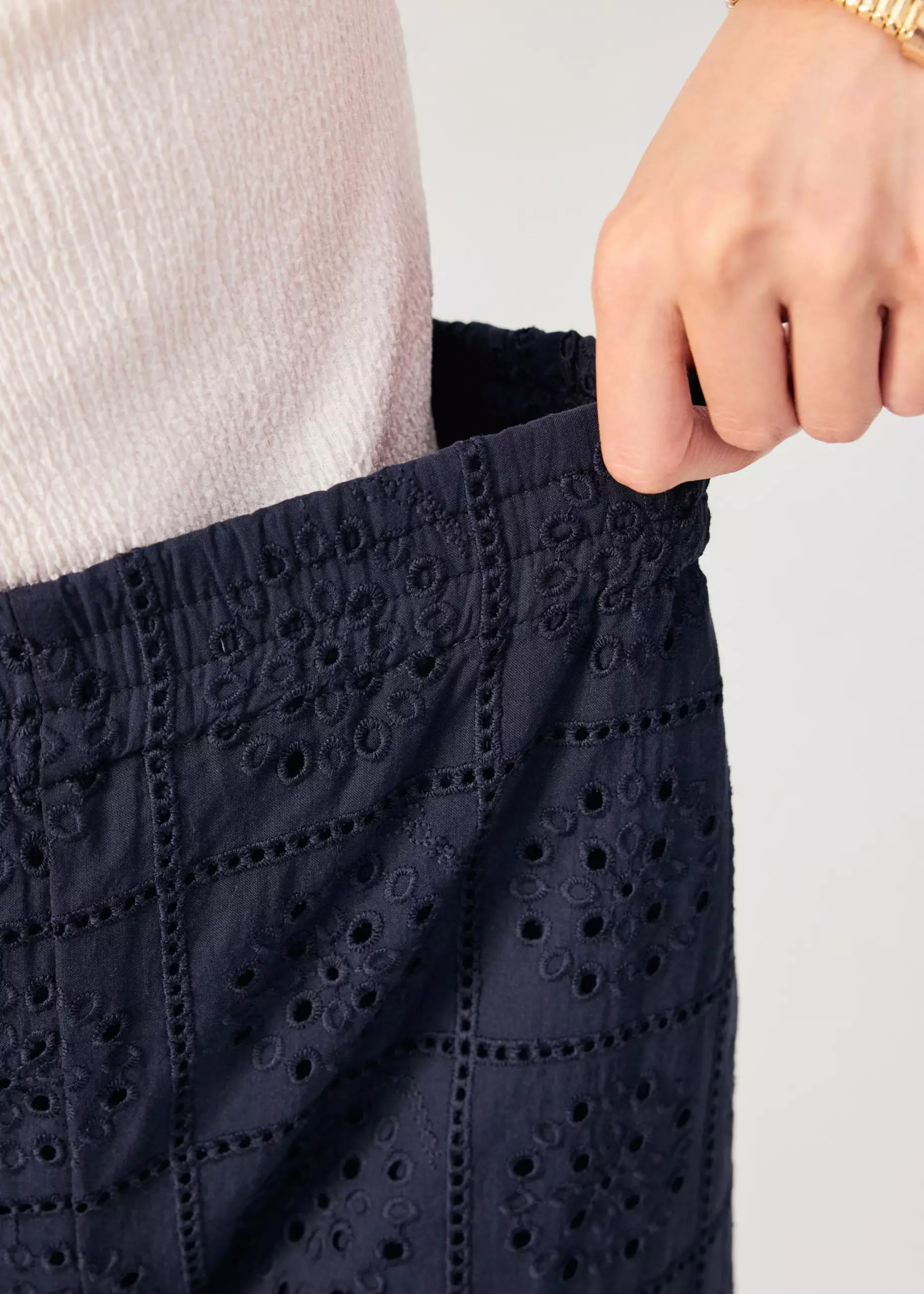 Celana Panjang Wanita - Elastic Cotton Broderie Mid Waist Straight Leg Pants