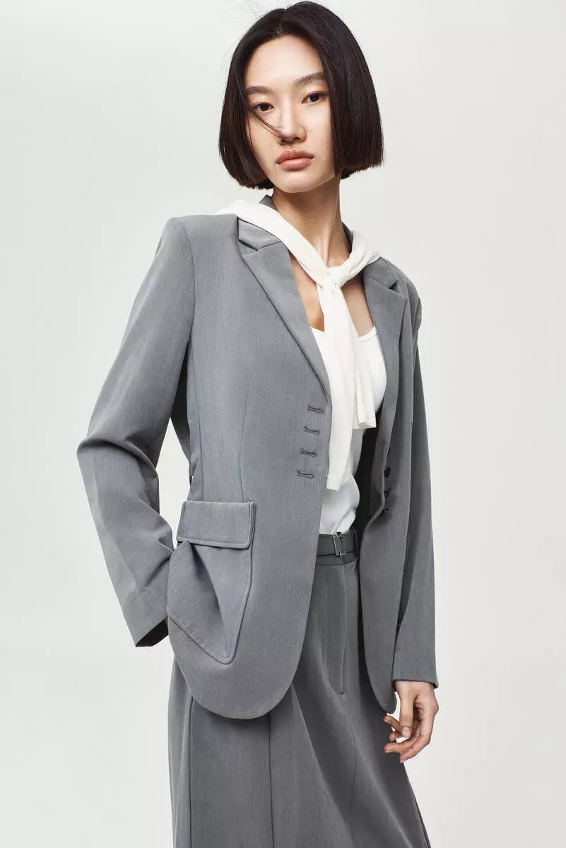 Single-breasted tie-belt blazer