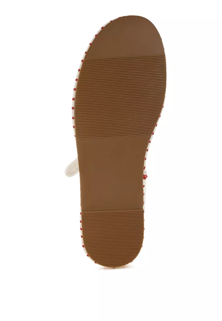 櫻桃紅點綴白色瑪莉珍平底鞋