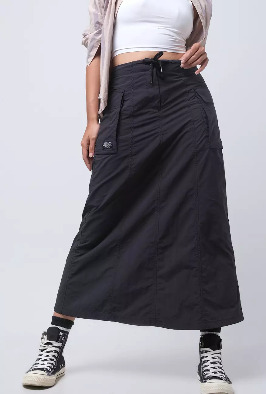Rok Panjang Zora Black