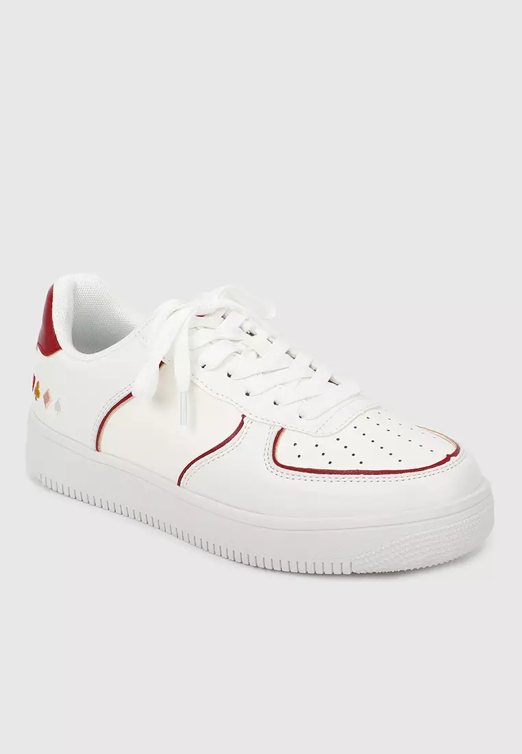 Round toe discount tennis shoes
