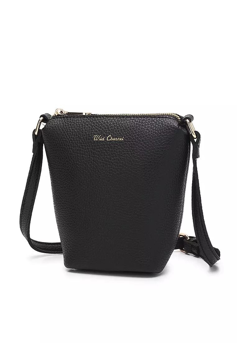 Women's Shoulder Sling Bag / Crossbody Bag - Black