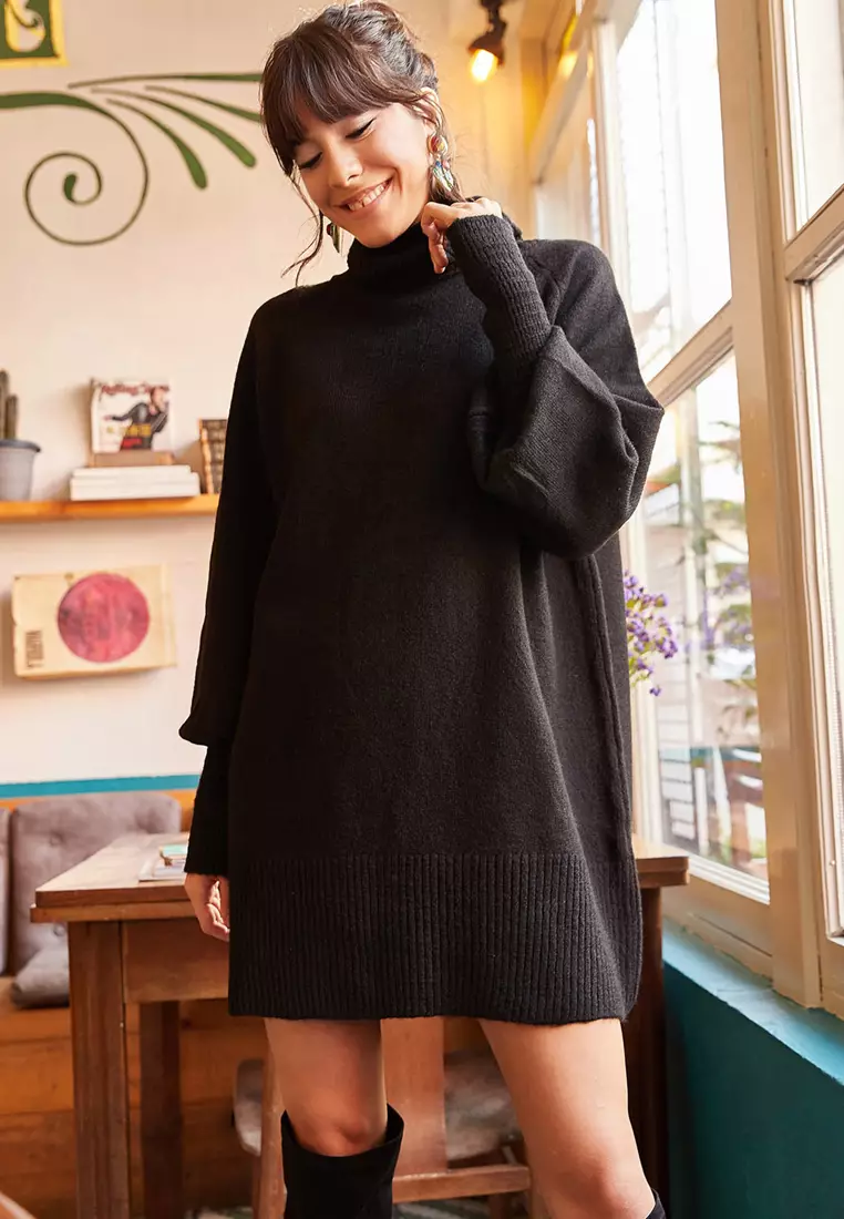 Turtleneck Balloon Sleeves Knitted Dress
