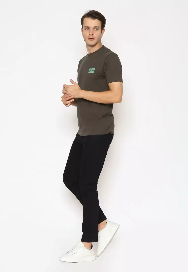 XTRAORDINARY (XO) T-Shirt Cotton Combed Pria 2073290151