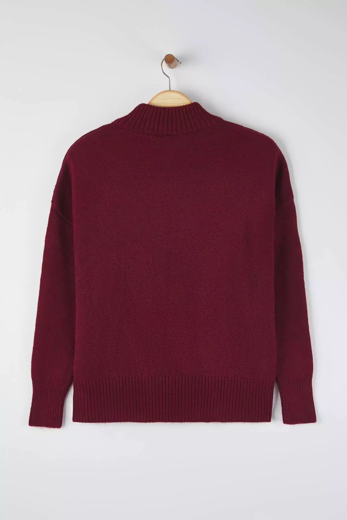 Claret Red Wide Pattern Soft Textured Stand Collar Knitwear Sweater