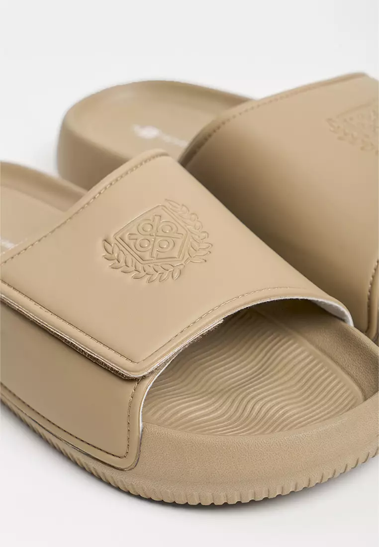 Men's Textured Sole Slides with PU Band and Embossed Crest