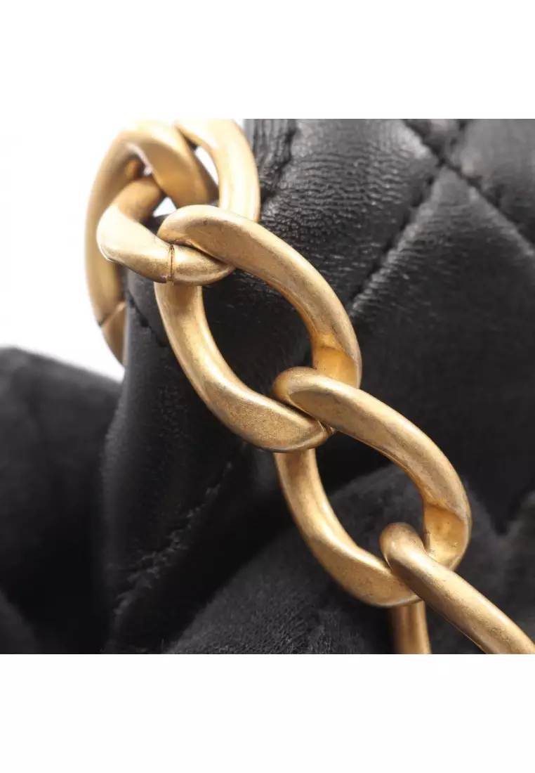 Pre-Loved Chanel matelasse chain shoulder bag leather black gold hardware