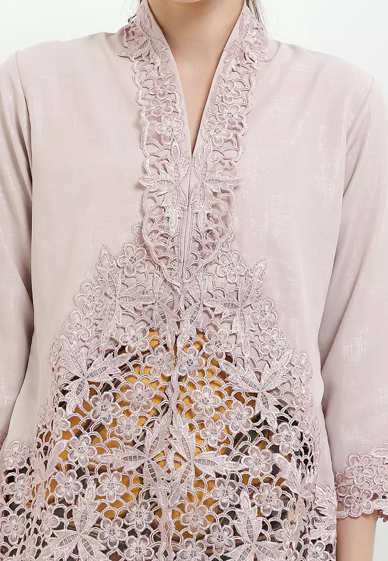 Embroidery Kebaya 7/8-Sleeve>Pepaya Leaves