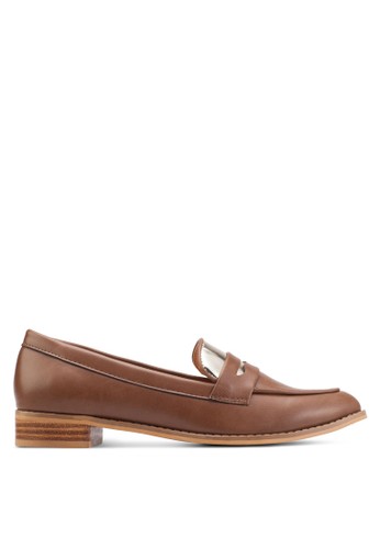 Two-Coloured Penny Loafers
