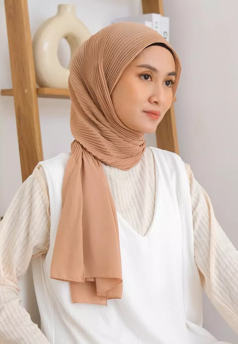 Bawal Pleats Shawl Nude