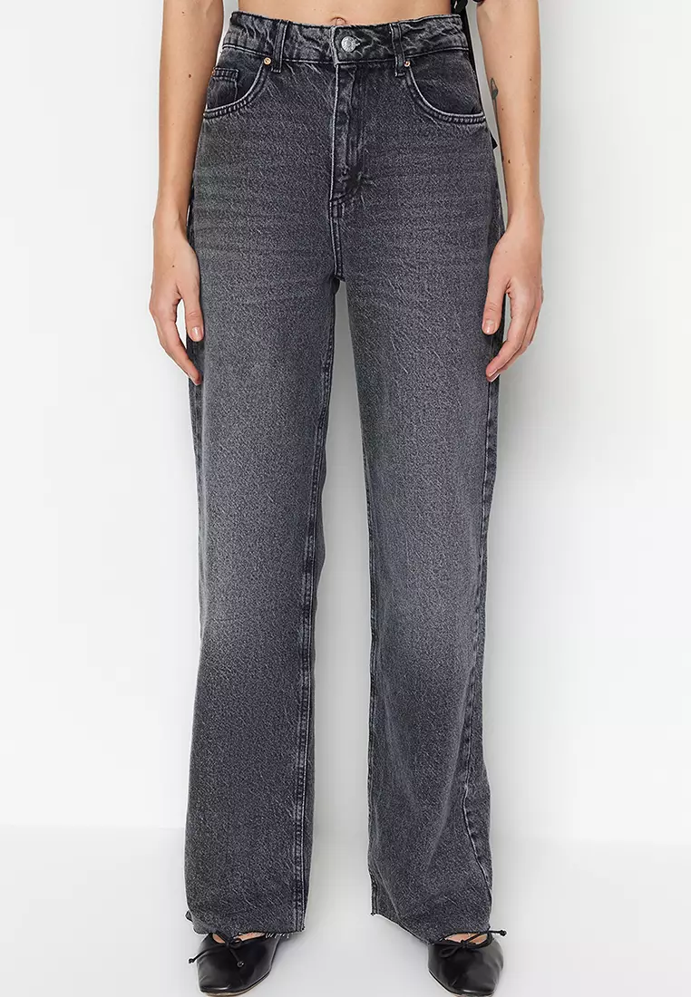 Raw hem clearance