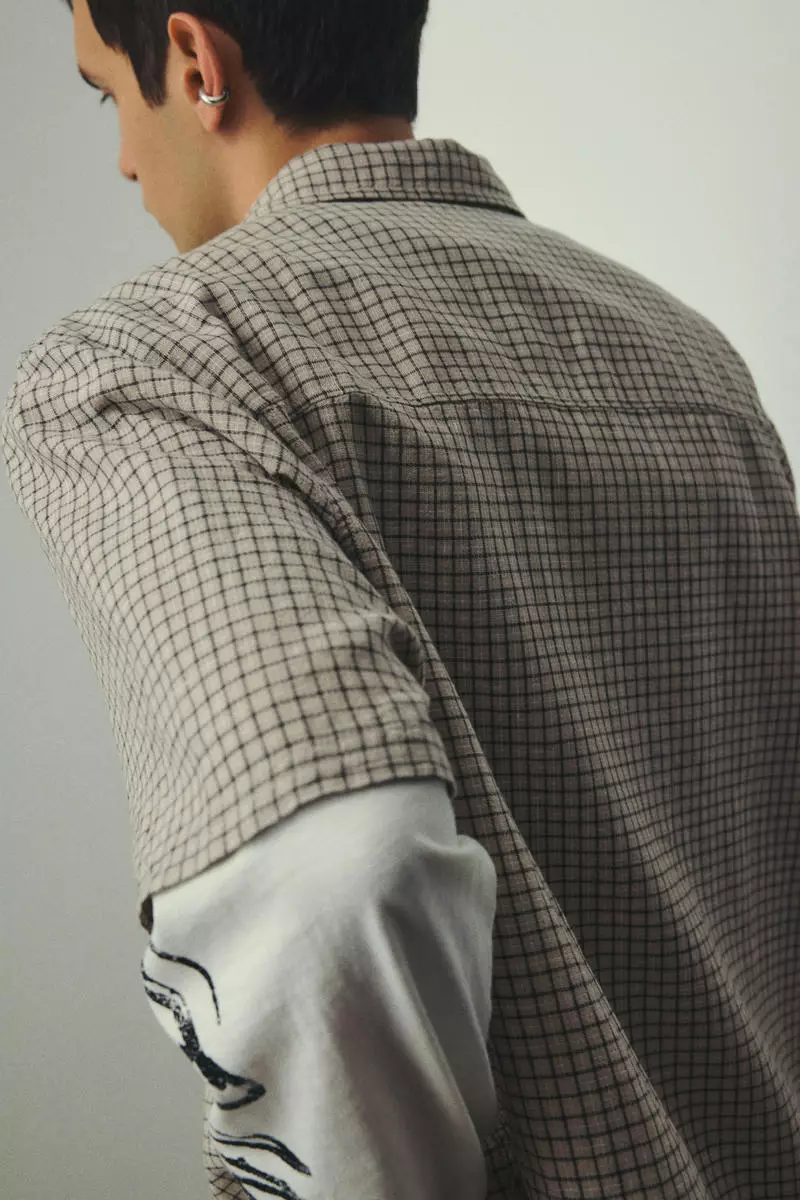 Oversized Fit Short-sleeved linen-blend shirt