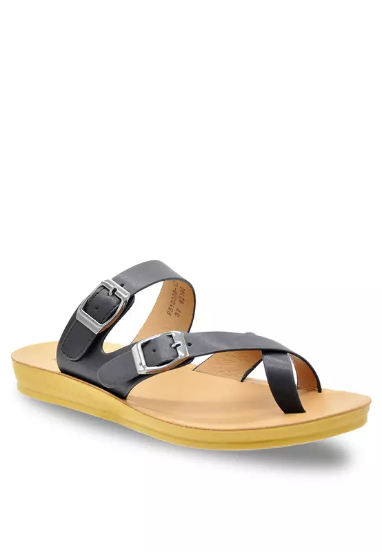 Buckle Toe Ring Black Sandals