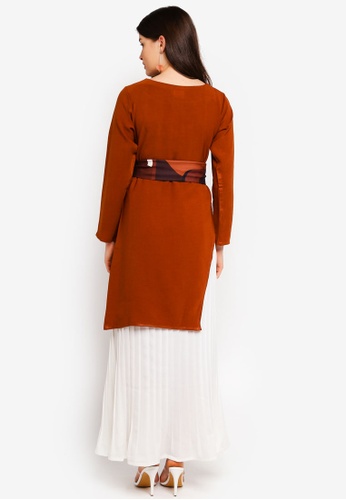 Buy Vera Modern Kurung from UMMA in Brown at Zalora