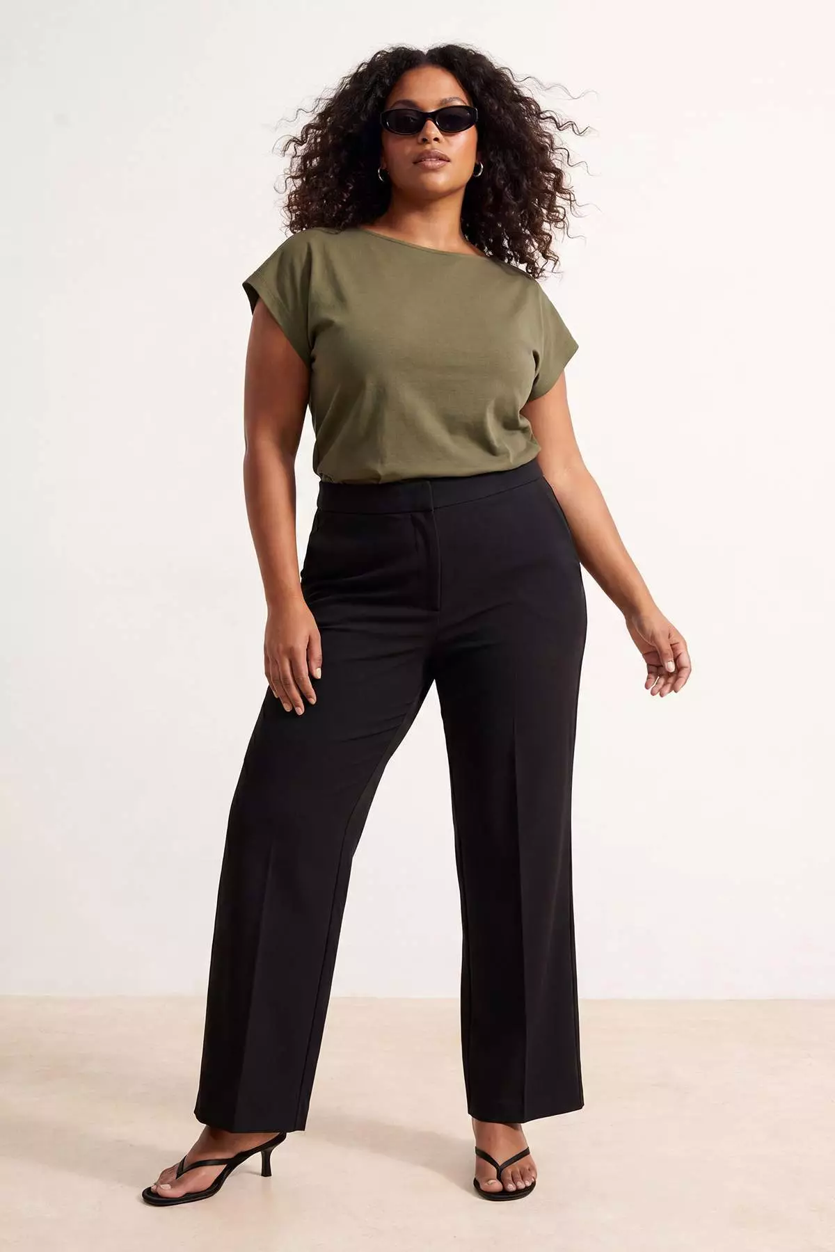 Black Exclusive Special Collection Plum Soft Button Wide Leg Pants Tbbss26Ar00057
