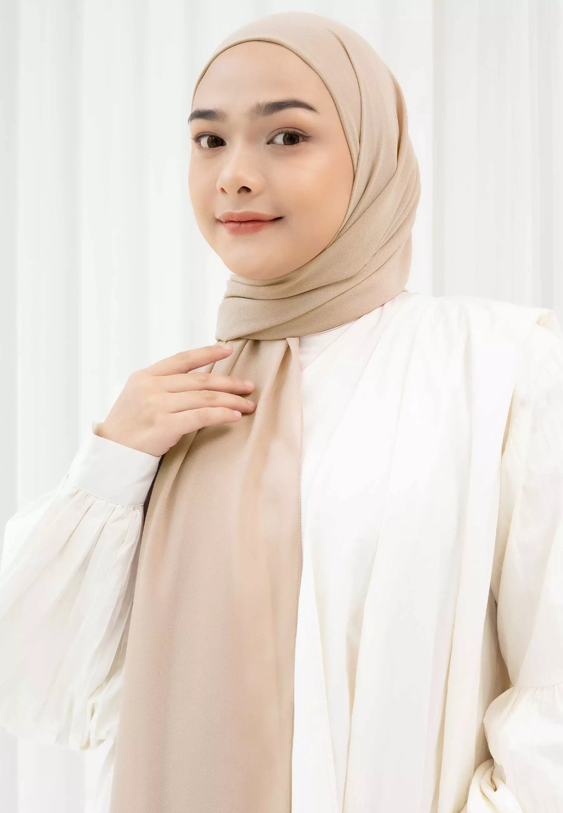 HijabChic Azima Khaki Instant Pashmina