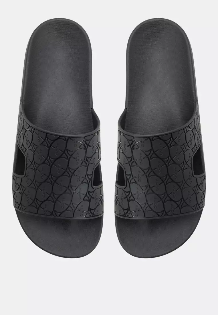 Oskar Sandals