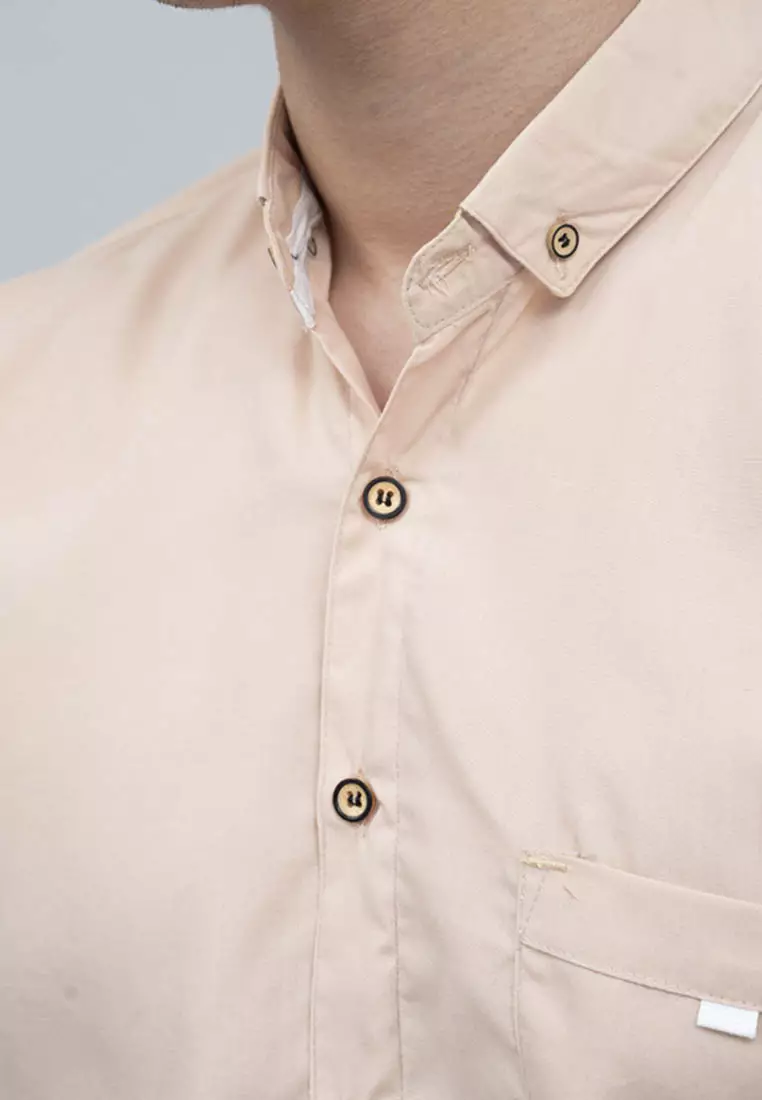 Houseofcuff Kemeja Pria Lengan Panjang Slim Fit Krem