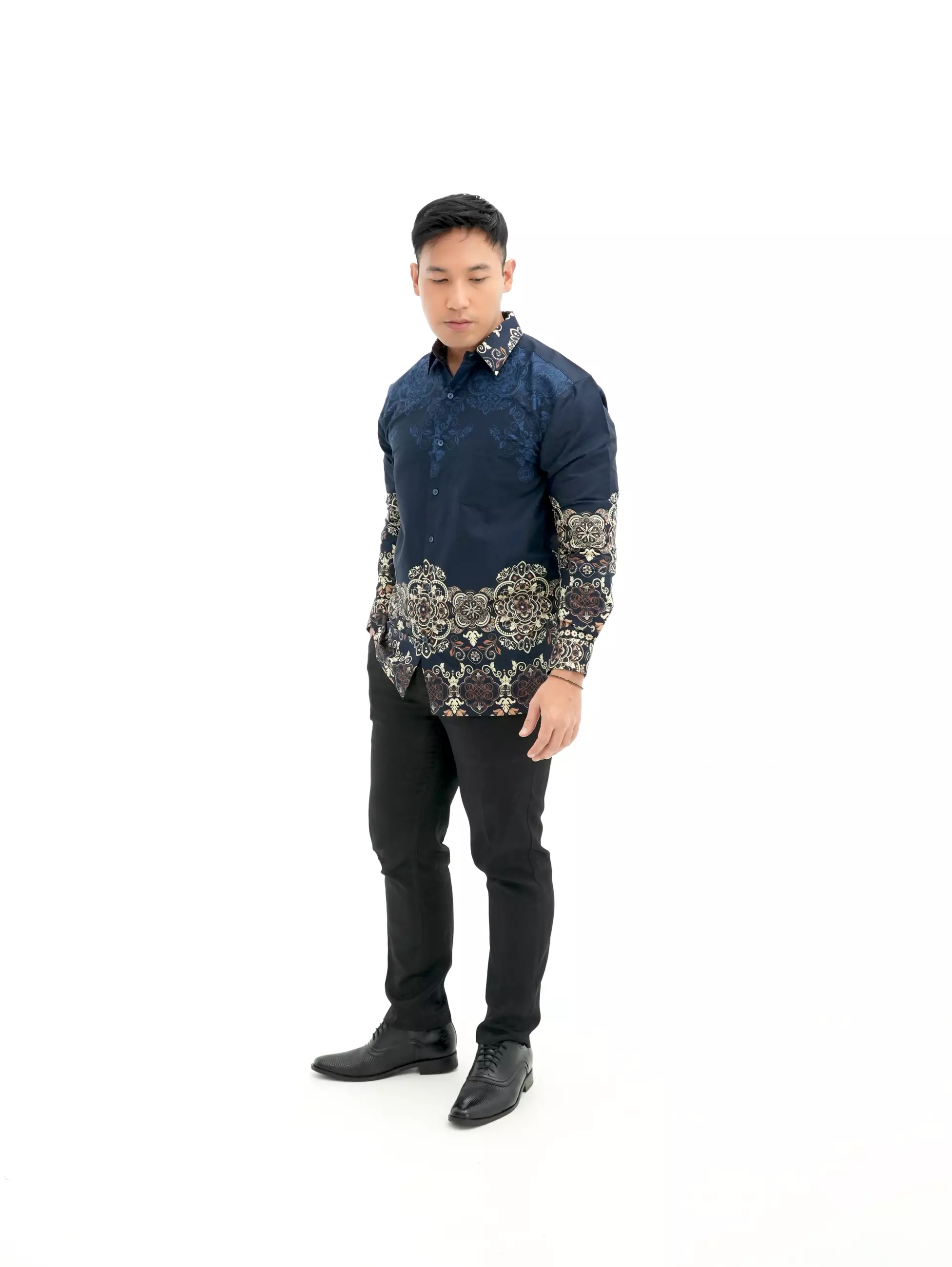 Kemeja Batik Lengan Panjang Biru 16867