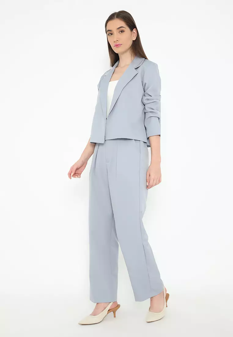 Mannequin Casual Crop Blazer Set