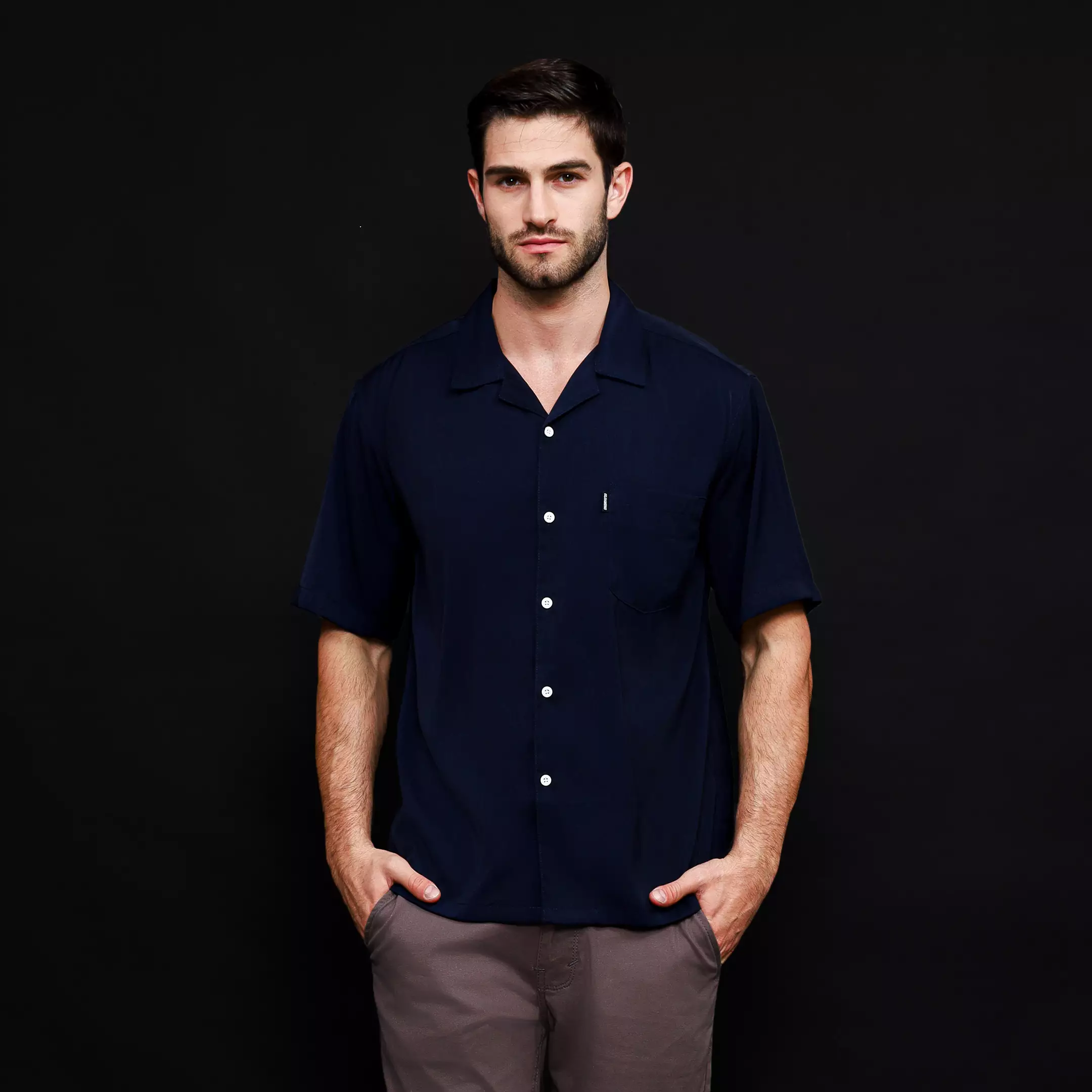 Rayon Collar Kemeja Pendek Polos Navy