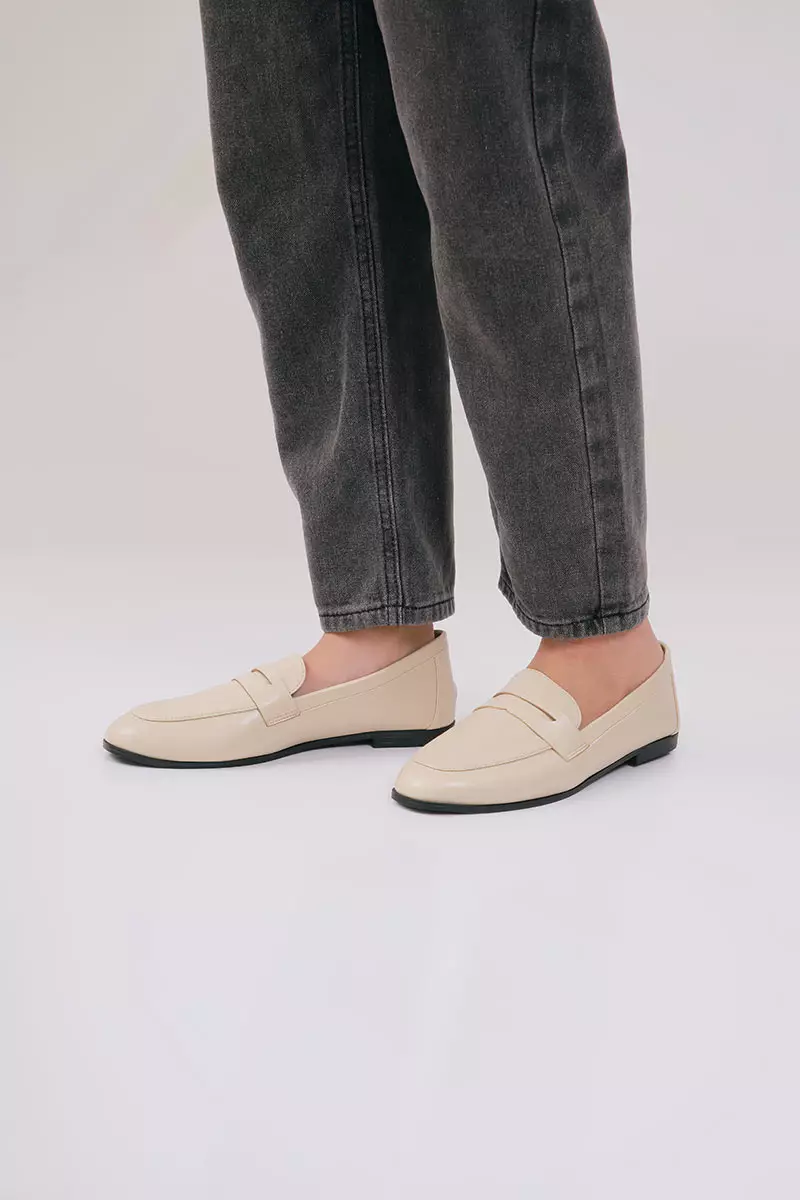 Sappun Pommier basic loafers & bloafers Ivory (2cm)
