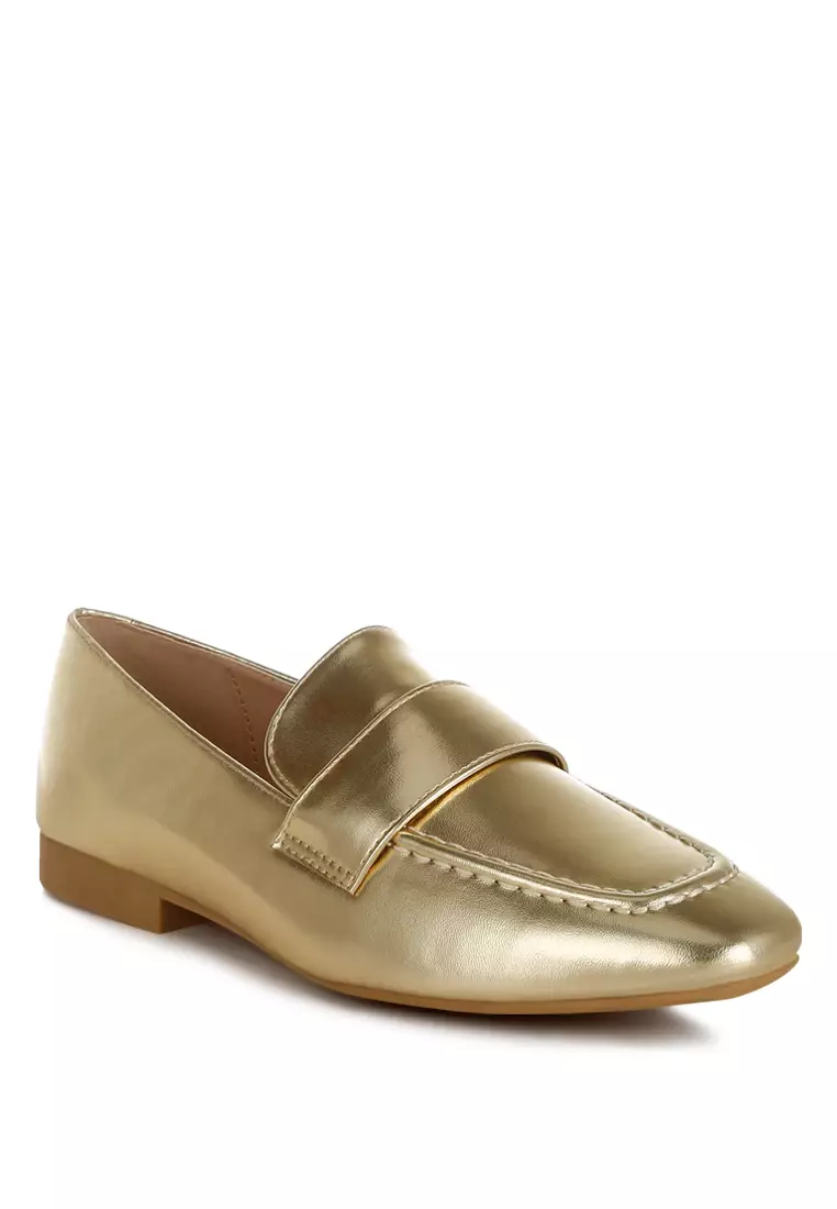 Flat Heel Loafers In Gold