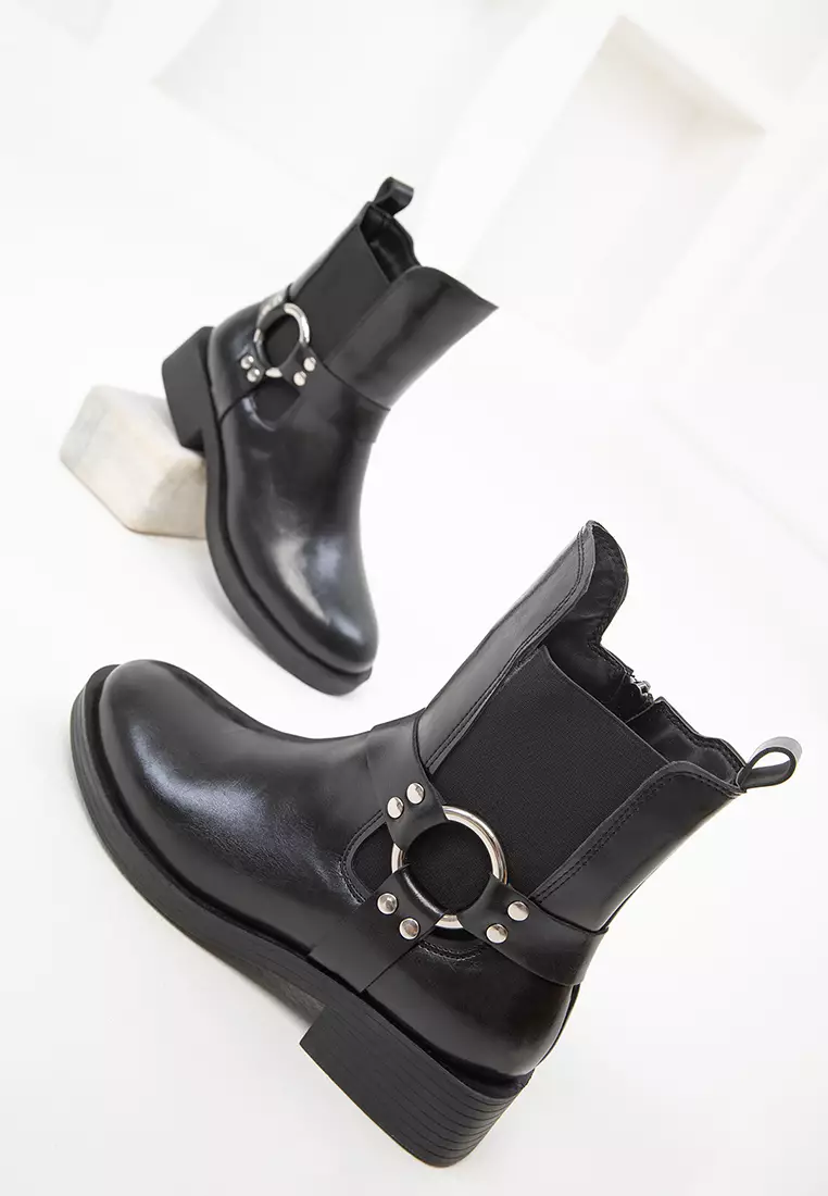 Boots Comfortable Stylish