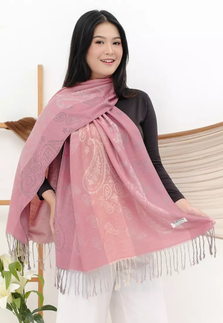 Aksesoris Wanita Reversible Viscose Gradient Paisley Pattern Pashmina Shawl Syal Gradasi Wanita Rosy Blush