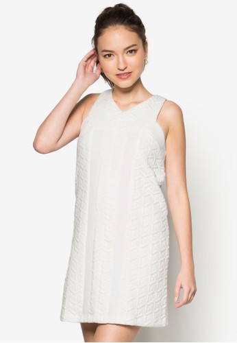 V 領暗紋esprit taiwan削肩連身裙, 服飾, 洋裝