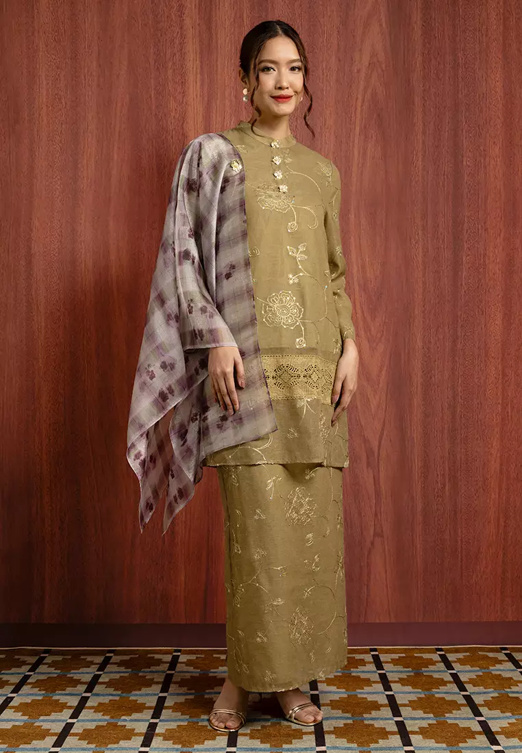 MAYSA KURUNG SET WITH SHAWL