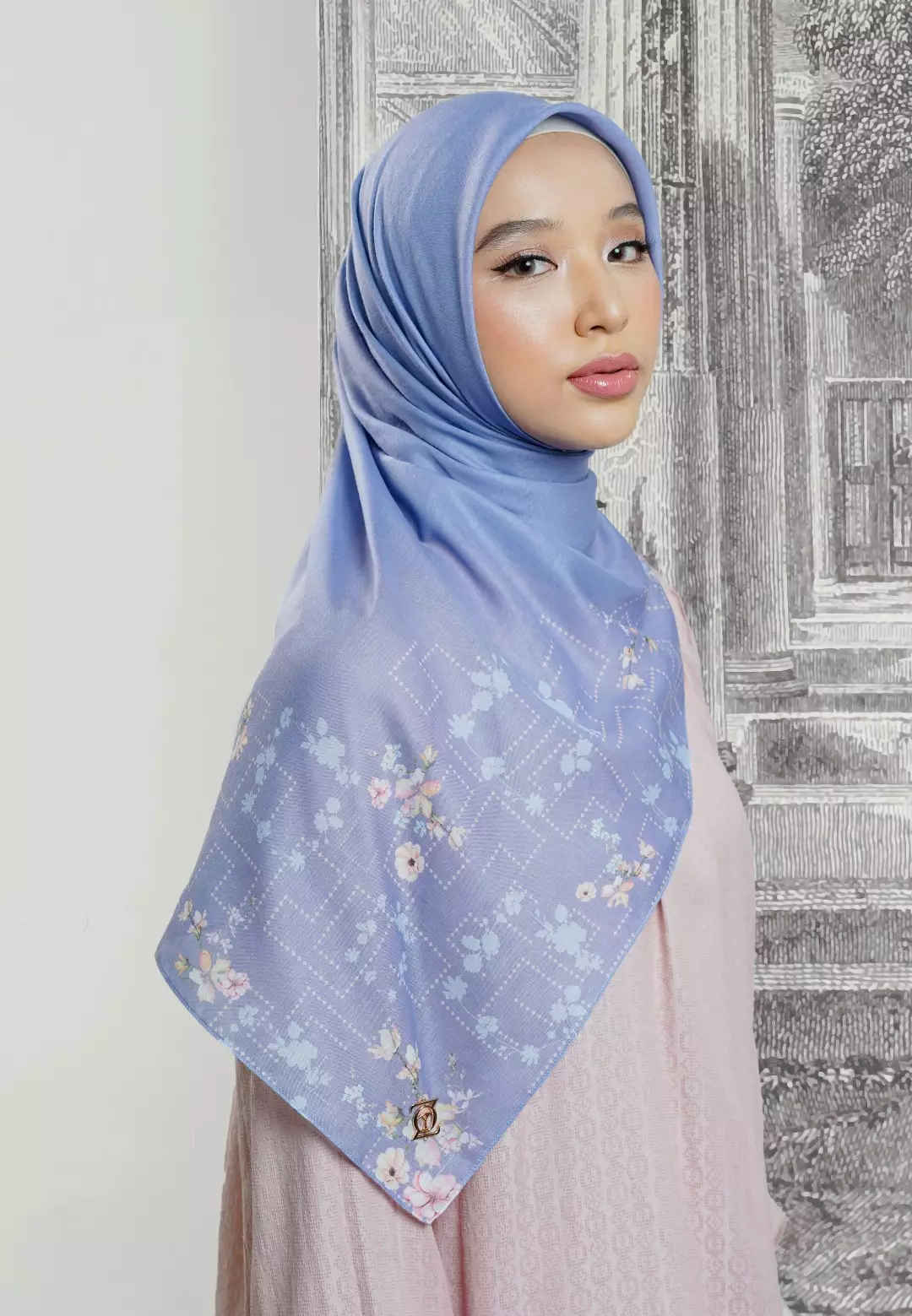 VIOLA Scarf Powder Blue - Kerudung Hijab Segiempat Motif With BOX - Bahan Nesla - Ukuran 115x115