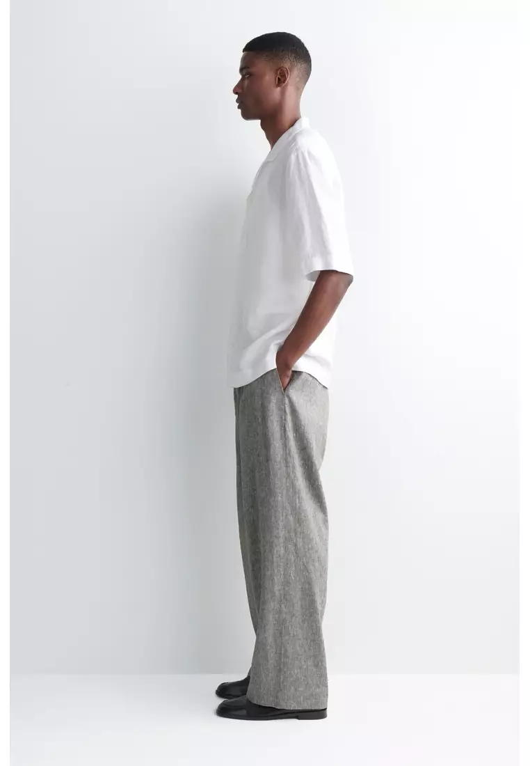 CAMP-COLLAR SHORT-SLEEVED LINEN SHIRT