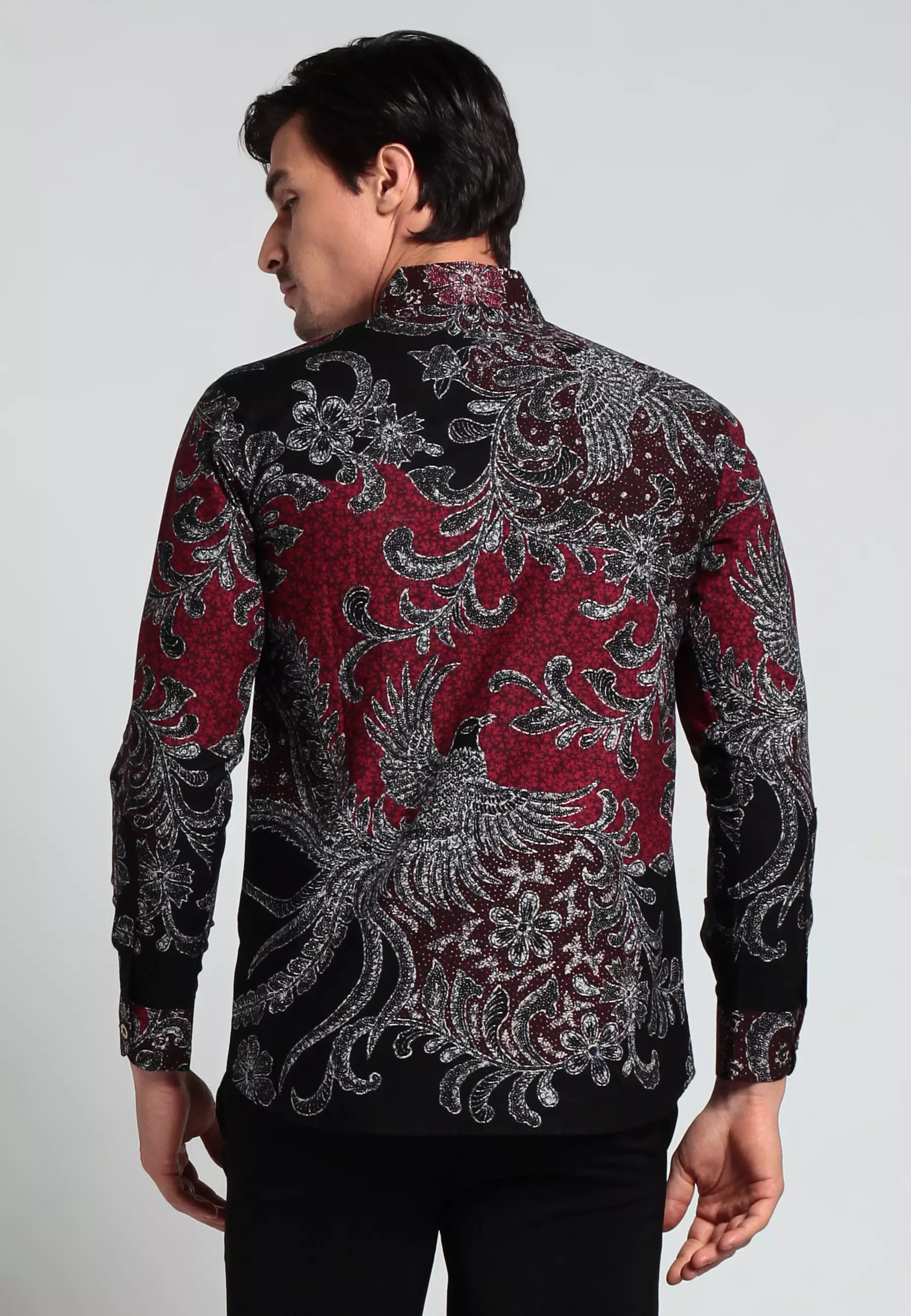 Kemeja Dederuk merah slimfit