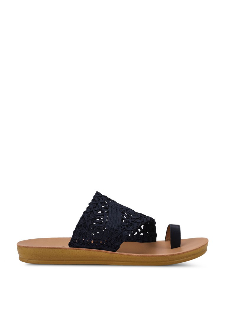 Weave Toe Ring Sandals