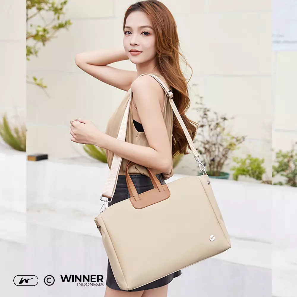 Tas Laptop 15,6 inch Bahu Selempang Nilon Oxford Anti-Air Wanita Bag (T14-023-5536) - Warna Navy 15 inch