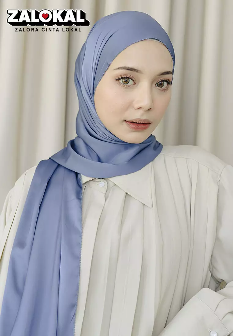 Medina Eyelash Shawl Denim
