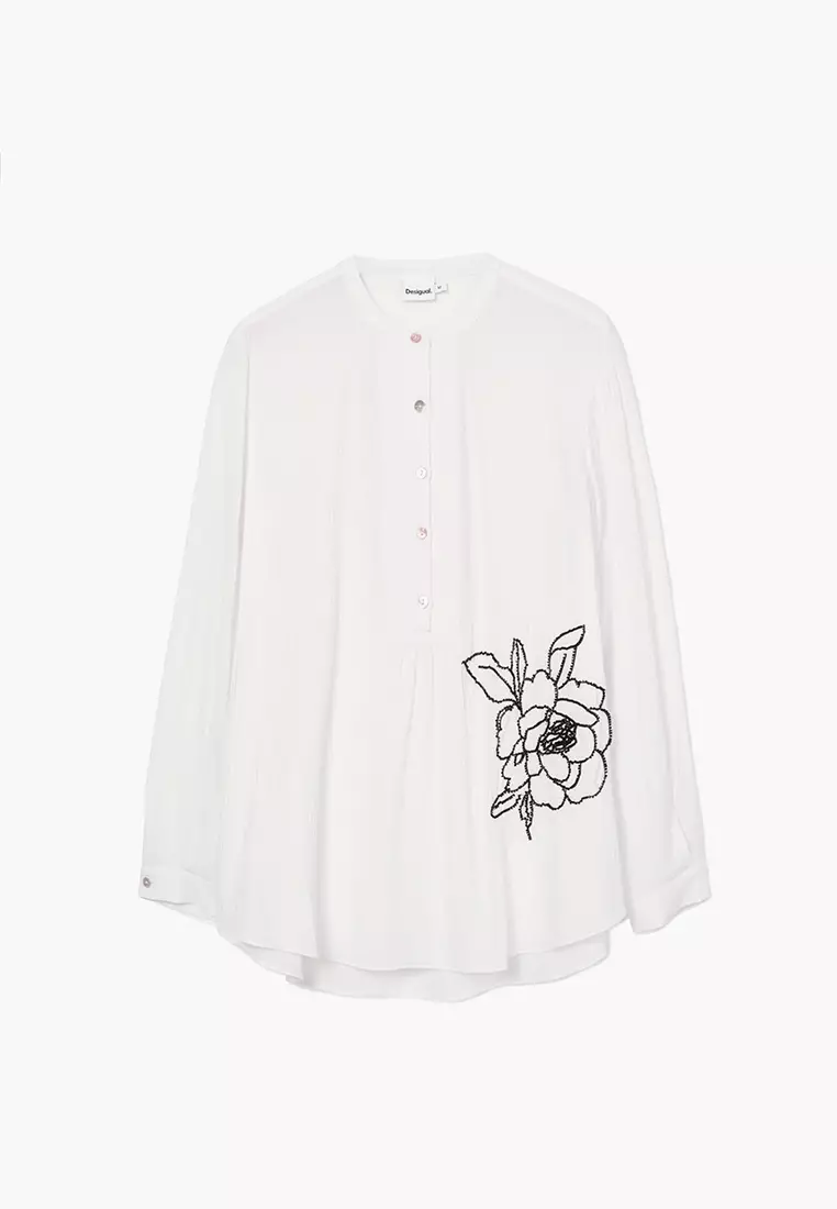 Desigual Woman Embroidered flower blouse.