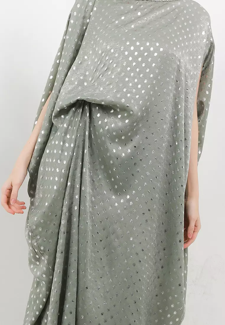 Silver Print Ruched Kaftan W/ Plastic Diamond Around Neckline